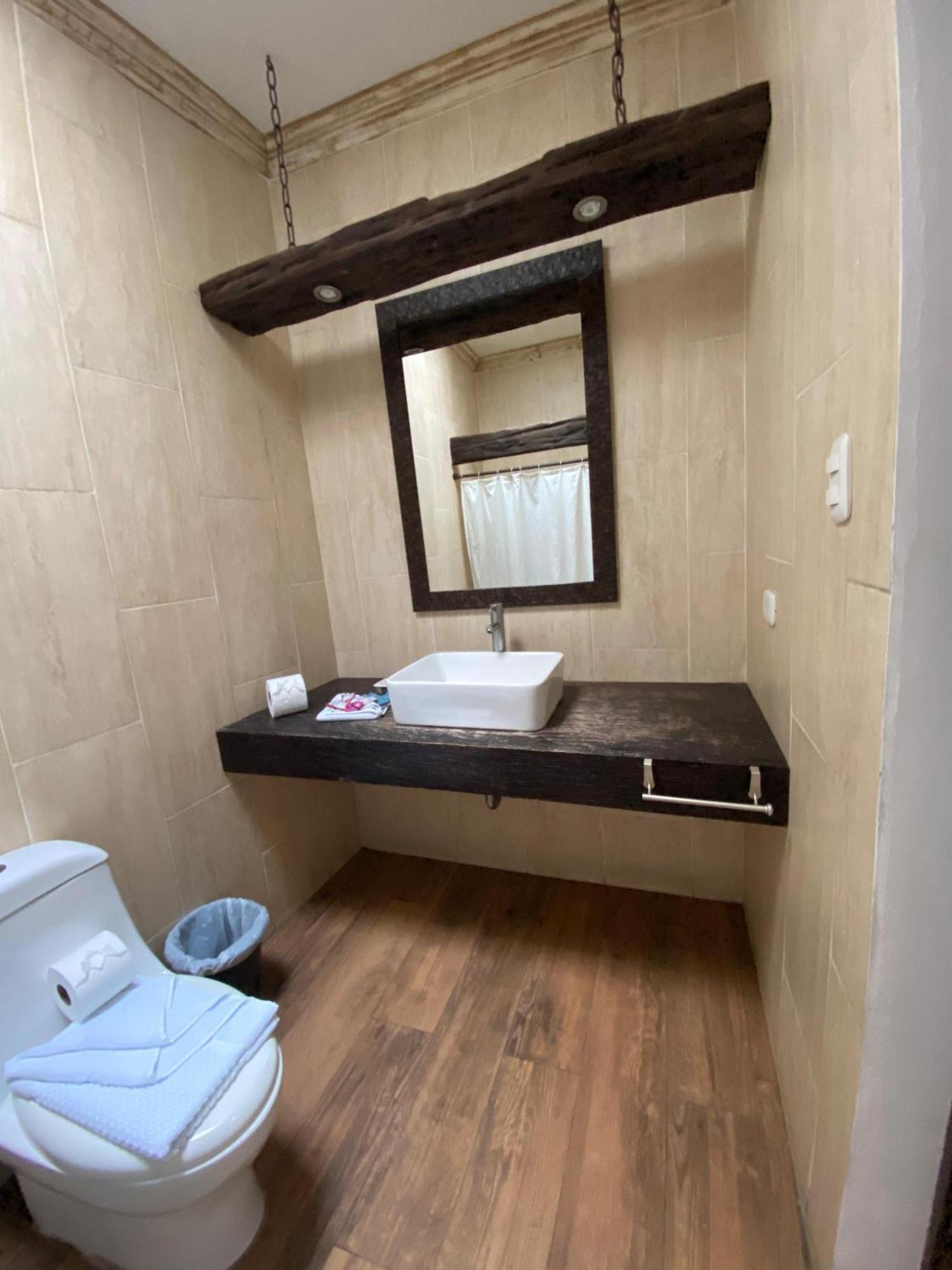 Casa Mia Hotel Antigua Ngoại thất bức ảnh