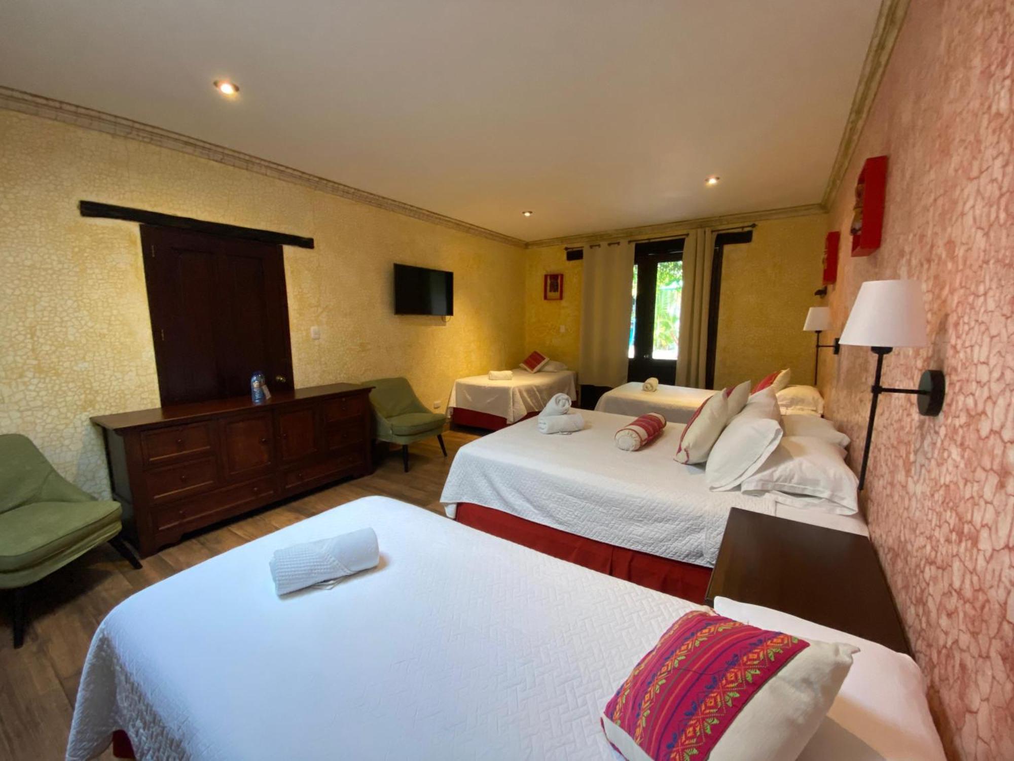 Casa Mia Hotel Antigua Ngoại thất bức ảnh